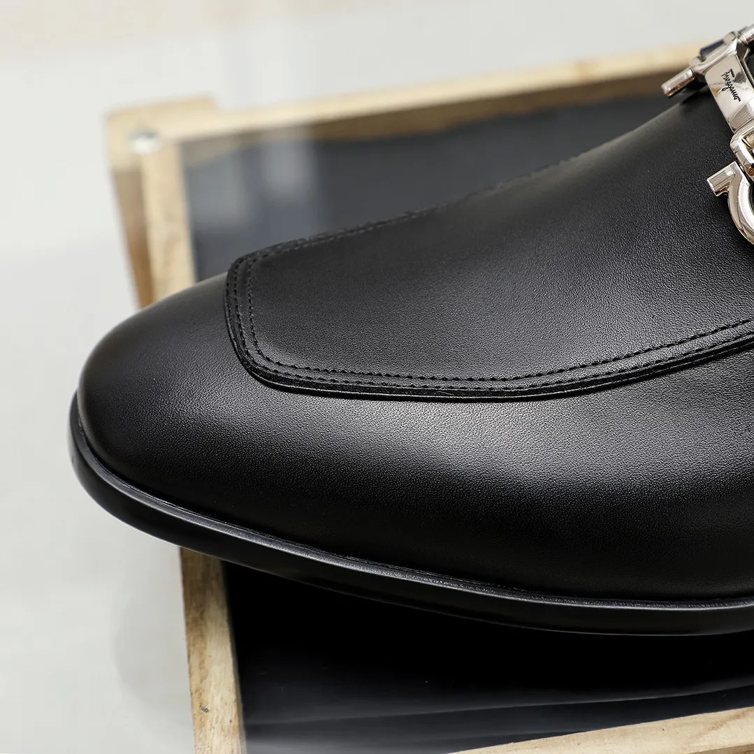 Men's shoes 💰600 🕷🕷🐂【Ferragamo】 Popular fashion casual shoes🇨🇳Official website counter 1:1 production, original mold opening💯Good quality can be seen, imported high-end first-layer pebbled calfskin, water-dyed🐂leather lining🌿very clear texture, high-quality waterproof, non-slip and wear-resistant outsole🎋high quality and low price, truly handmade🍓, 5 colors available! Code number 38-44 (45. To be customized)